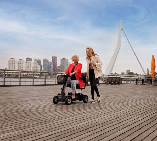 opbouwbare scootmobiel buiten